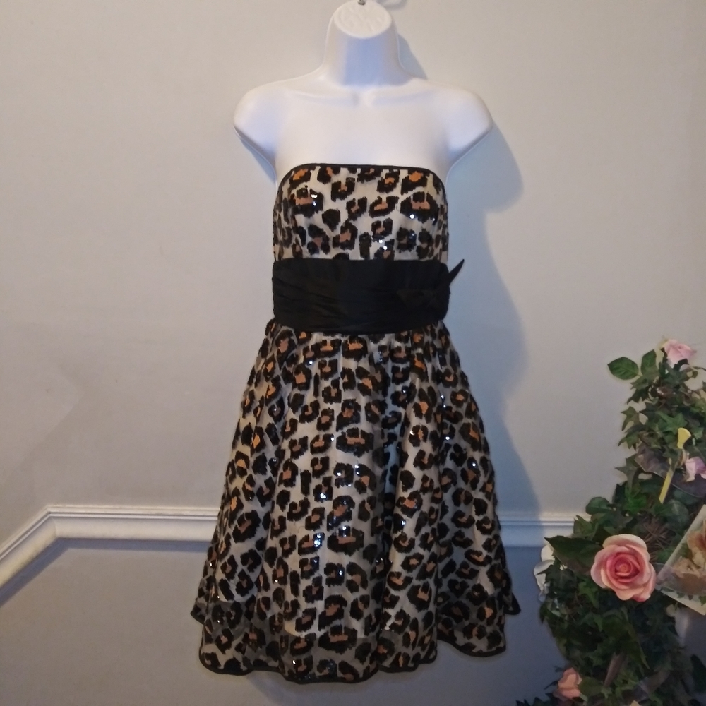 Betsey Johnson Sparkly Sequinned Leopard Print Strapless Special Occasion Dress - Picture 1 of 12